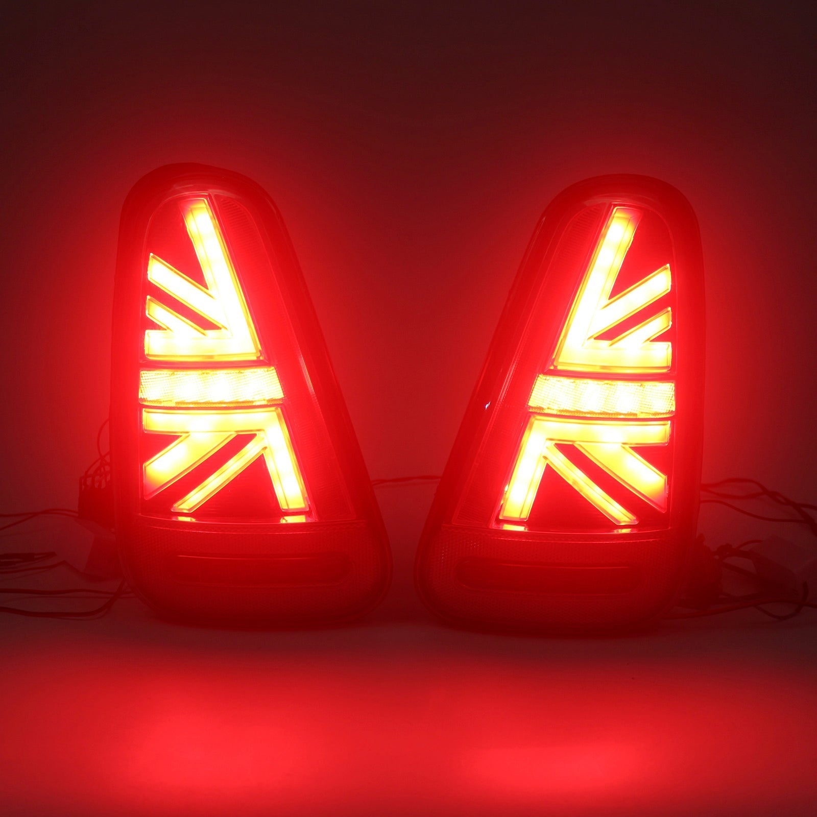 BMW Mini Cooper R50 R52 R53 2001 2002 2003 2004 2005 2006 LED Tail Light Assembly with Turn Signals L&R
