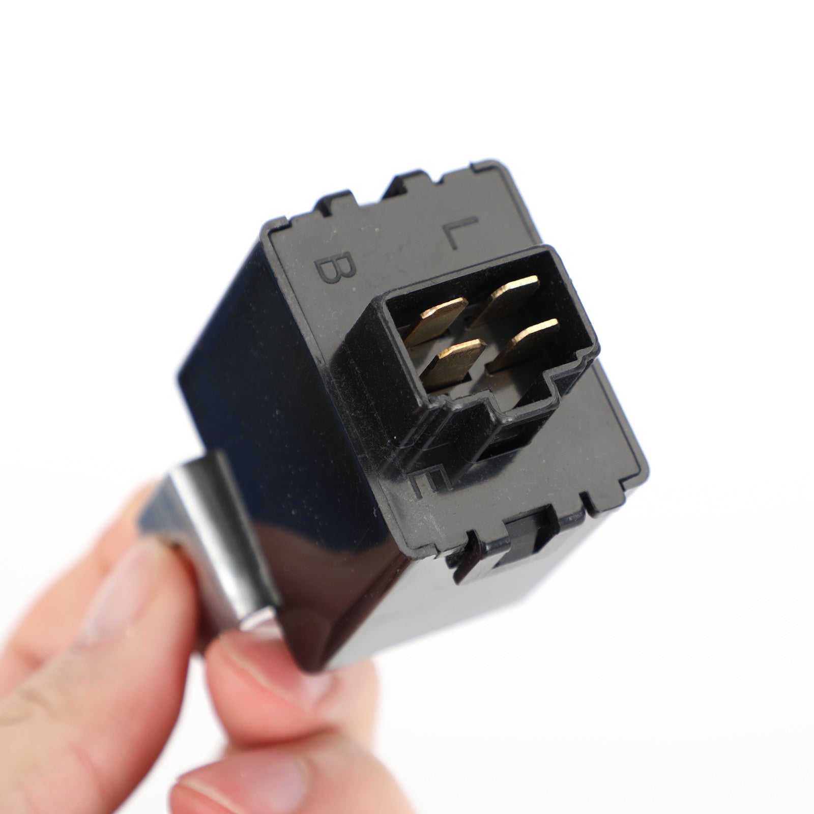 12V Time Delay Relay 061700-3771 T0070-31410 Compatible with Kubota D1005 D1105