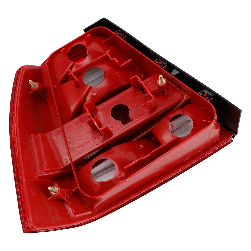 1997 1998 1999 2000 2001 2002 2003 2004 2005 Volkswagen Bora Jetta MK4 Sedan Right Tail Light 1J5945096AA